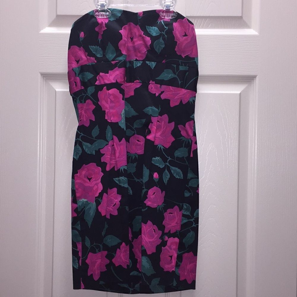 Forever 21 Strapless Flower Dress Small